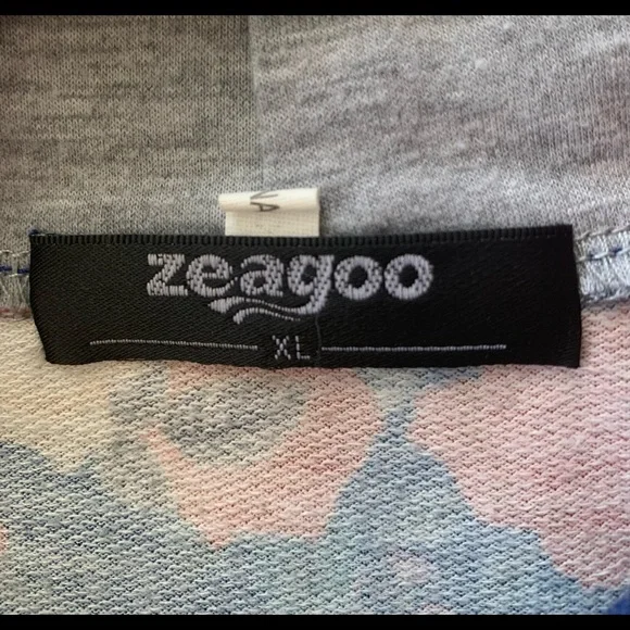 Zeagoo Women’s XL Floral Hoodie Shirt - Picture 4 of 4